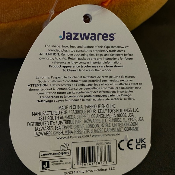 Squishmallows Caroleena the carrot with flower - Picture 4 of 5